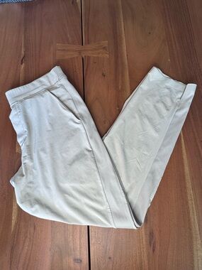 Athleta Beige Athletic Travel Lounge Women’s Pants